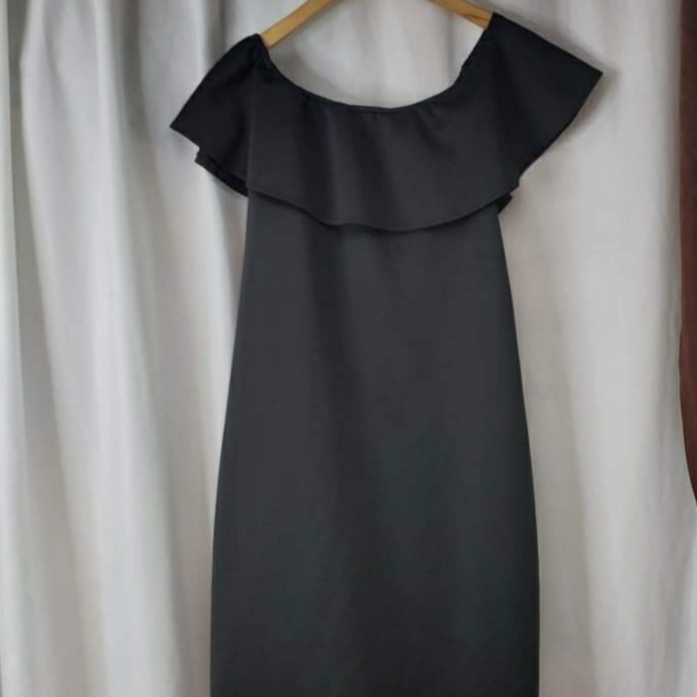 Black Rouched and Ruffled Cocktail Dress by Bloom Chic - Picture 12 of 13